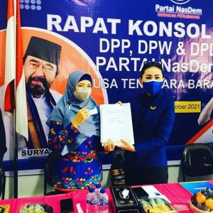 Dr Hj Siti Rohmi Djalillah Resmi Ketua DPW NasDem NTB