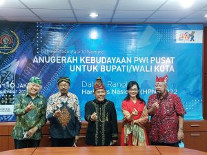 Bupati KSB Terpilih sebagai Penerima Anugerah Kebudayaan PWI di HPN 2022