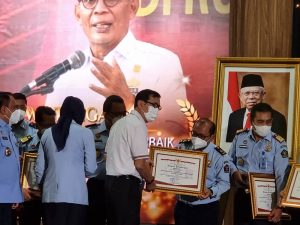 Bangga, Kanwil Kemenkumham NTB Raih Penghargaan Sebagai Penyelenggara OPini 2022