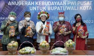 Anugerah Kebudayaan PWI Pusat 2023: HARGAI BUPATI/WALI KOTA INOVATOR PANGAN, SANDANG, PAPAN