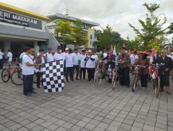 REKTOR UIN Mataram Lepas Funbike AICIS