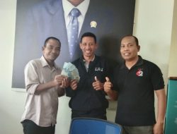 Giliran Ketua KONI Beri Bonus untuk Atlet PWI Sumbawa