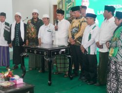 Gus Yahya Resmikan Kantor PCNU Lombok Tengah