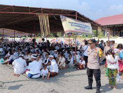 Libatkan 130 Personel, Polresta Mataram Amankan Melasti di Pantai Loang Baloq   