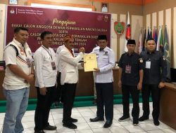 PKS Partai Pertama Ajukan Bacaleg di KPU Kalteng