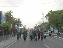 Terkena Anak Panah, Petugas Pengamanan Monjok – Taliwang Tetap Berusaha Ciptakan Situasi Aman 