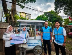 YBM PLN Salurkan Bantuan Gerobak Cahaya di Lombok