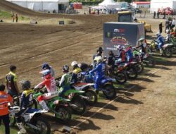 Race Day 1 MXGP Berjalan Sengit, Listrik Tanpa Kedip