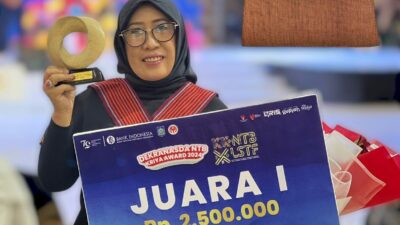 Rosmini, Sosok Wanita Karir Asal NTB yang Berhasil Raih Juara 1 Kriya Award 2024