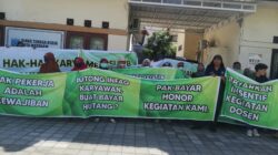 Puluhan Karyawan Yayasan RSI Ngadu ke Disnaker Mataram, Buntut Pemotongan Gaji 