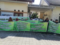 Puluhan Karyawan Yayasan RSI Ngadu ke Disnaker Mataram, Buntut Pemotongan Gaji