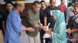 Kantor Imigrasi Kelas I TPI Mataram Berbagi Kebahagiaan Idul Adha dengan Masyarakat