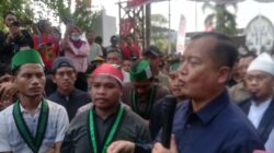 HMI Cabang Mataram Minta Copot Kapolri, Iqbal Temui Massa Aksi 