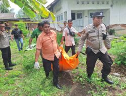 Seorang Kakek Ditemukan Tewas di Halaman Rumah