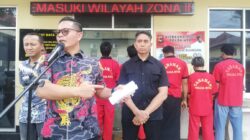 Polisi Tahan Enam Orang Tersangka Perusakan Rumah Brigadir Riska 