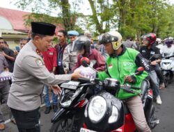Polda NTB dan Wartawan Bagikan Takjil, Perkuat Sinergi Lewat Bukber Ramadhan