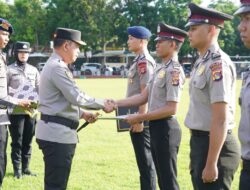 Polda NTB Gelar Upacara Pemecatan dan Penghargaan Anggota Polri 