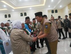 Gubernur NTB Lepas 393 Jamaah Haji Kloter Pertama, Titip Doa Untuk Keselamatan Daerah dan Pimpinan 