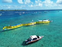 Warga Gili Meno Gelar Aksi Damai di Tengah Laut, Desak Pemda KLU Segera Sambung Pipa Air Bersih