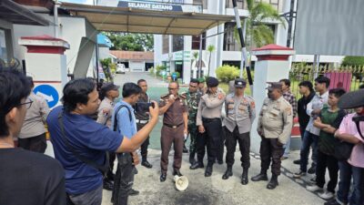 Puluhan Mahasiswa Desak Kejati Kembalikan Aset Sitaan Milik CV Sumber Elektronik