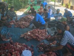 DKM Nurul Iman Sepakek Distribusikan 800 Paket Daging Kurban untuk Warga