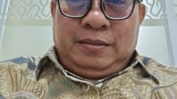 Geliat Bayang-Bayang Sang Mantan