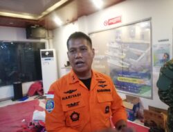 SAR Evakuasi 212 Penumpang KMP Putri Yasmin