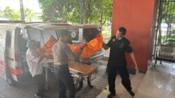 Mayat Pria Tanpa Identitas Ditemukan di Taman Teras Udayana