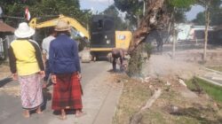 Jelang Tablig Akbar UAS, Panitia dan Warga Bersihkan Lokasi di Ranggagata